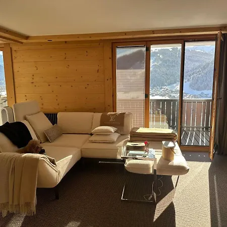 Charming Flat In The Heart Of Saanen